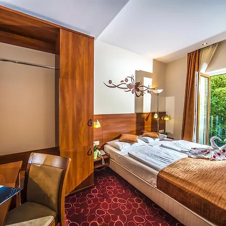 Patak Park Hotel Visegrad (Adults Only) Extérieur photo